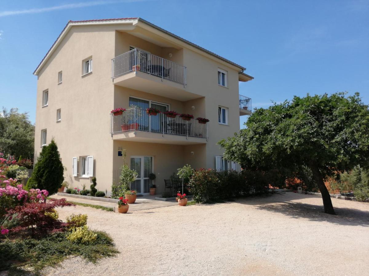 Valdesara Apartman Malinska Kültér fotó